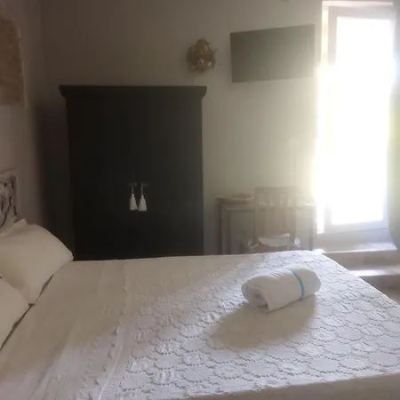 Casa Teresa Le Camelie Homestay szállás *
