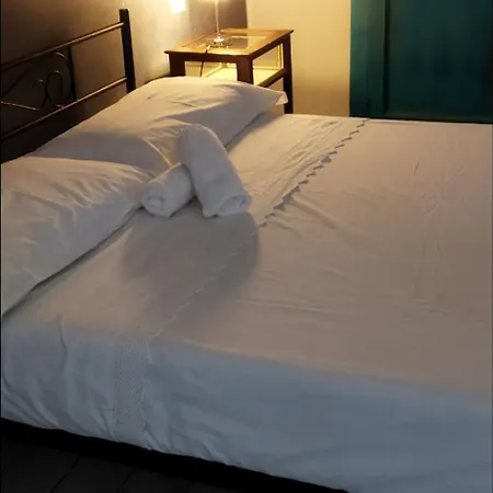 ホームステイ Casa Teresa Le Camelie *