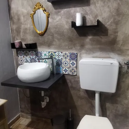 ホームステイ Casa Teresa Le Camelie Conselice