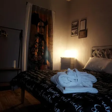 Quarto em Acomodações Particulares Casa Teresa Le Camelie *