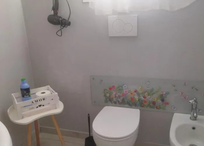 Проживание в семье Casa Teresa Le Camelie